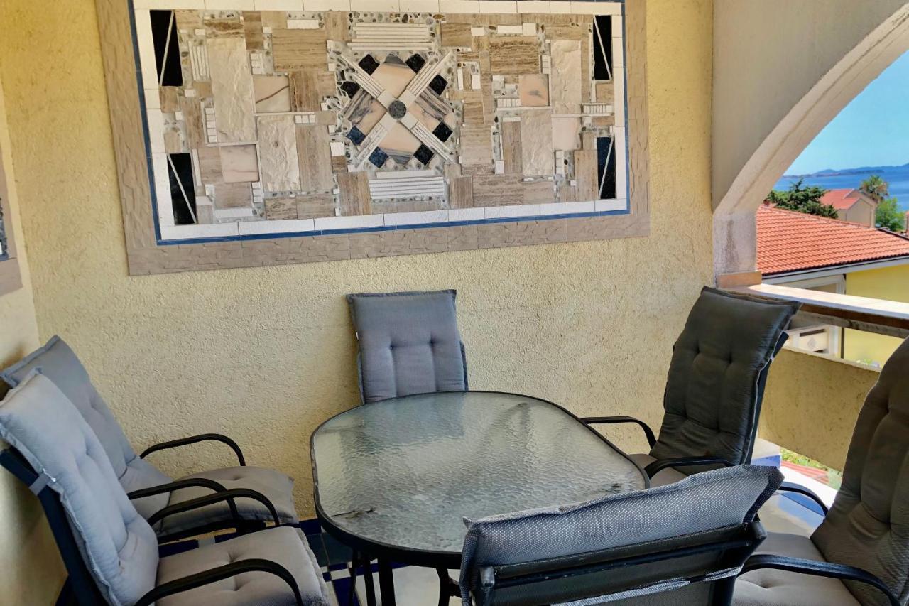 Villa Latina With 6 Apartments And A Shared Pool Vir Esterno foto