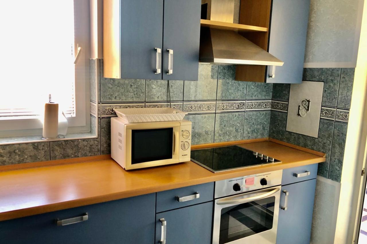Villa Latina With 6 Apartments And A Shared Pool Vir Esterno foto