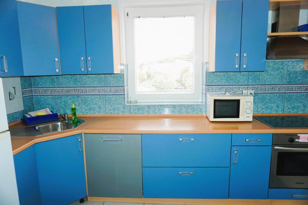 Villa Latina With 6 Apartments And A Shared Pool Vir Esterno foto