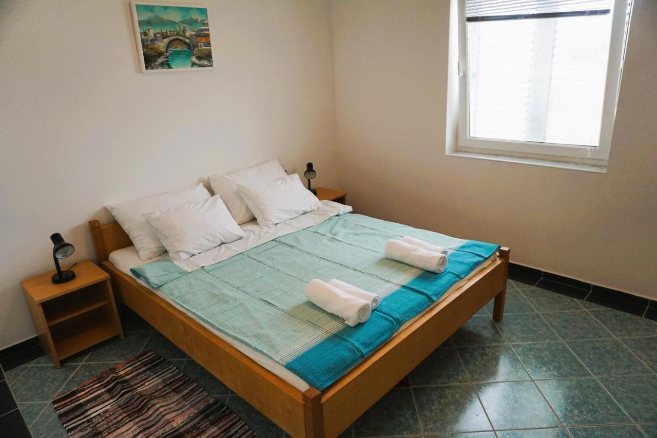 Villa Latina With 6 Apartments And A Shared Pool Vir Esterno foto